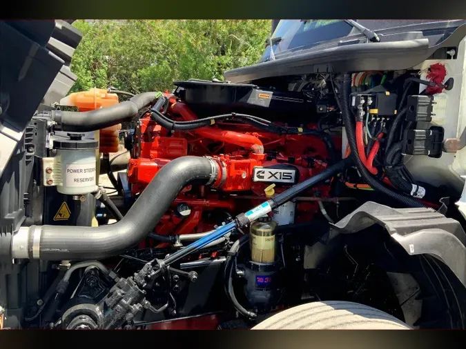 2021 INT LT625 6x4
