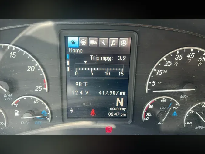 2022 Freightliner Cascadia 126