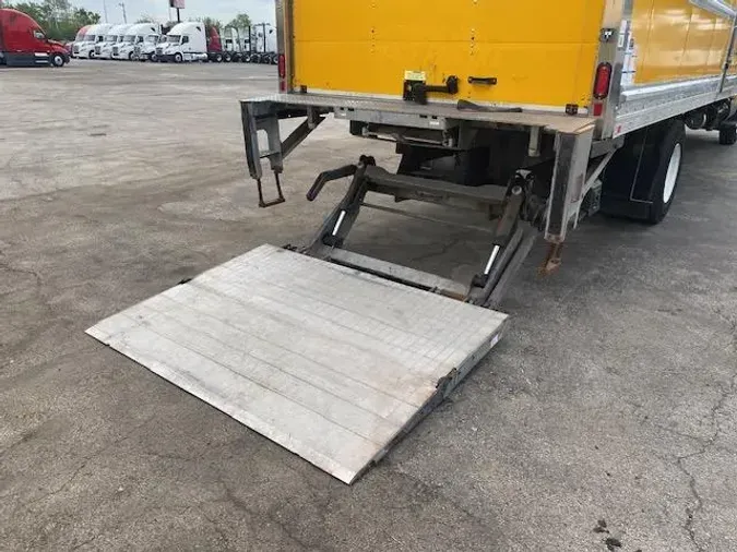 2020 Hino 268A