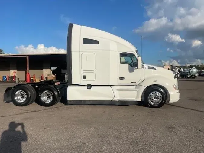 2020 Kenworth T680