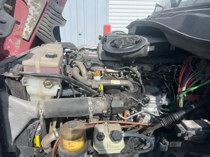 2018 FREIGHTLINER CASCADIA 125