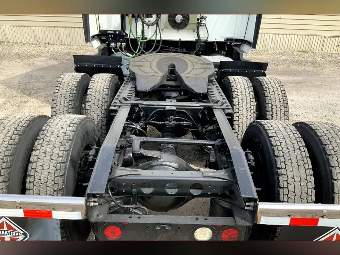 2021 INT LT625 6x4