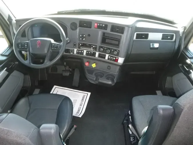 2023 Kenworth T680