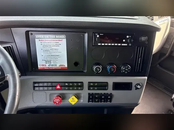 2022 FREIGHTLINER CA1260c26db725d4f07e1651f480357127737