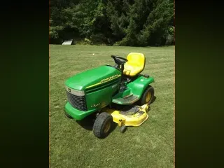 2001 John Deere LX277