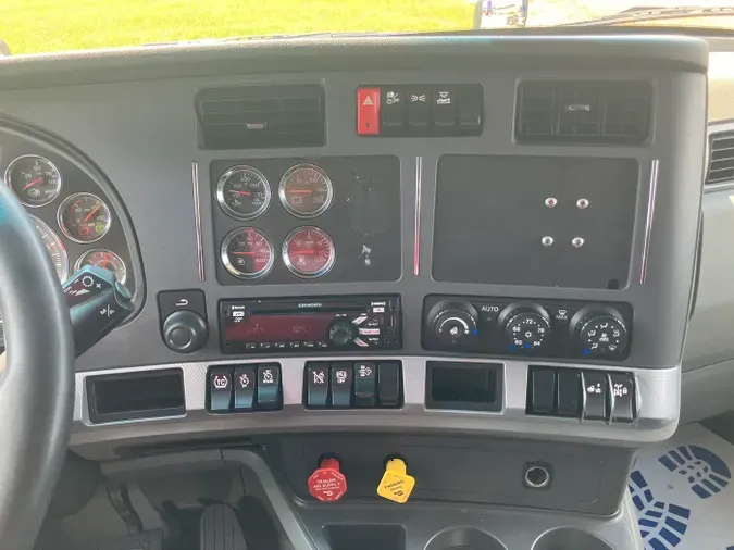 2020 Kenworth T680