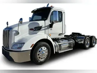 2021 Peterbilt 367