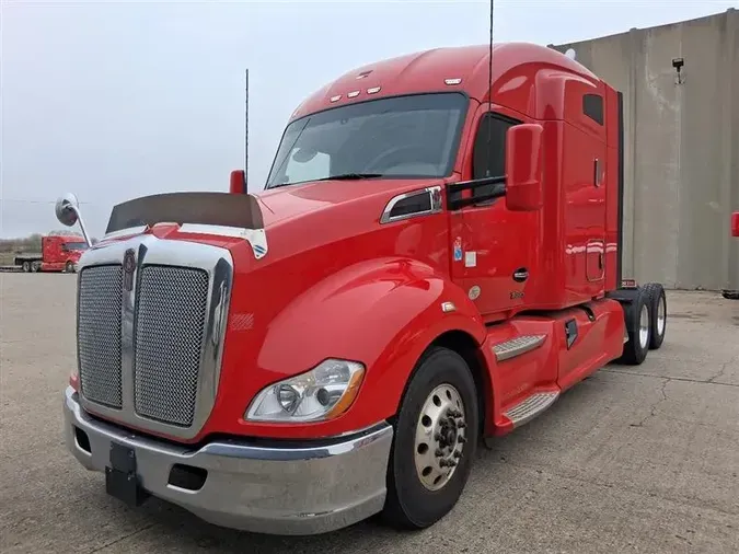 2022 KENWORTH T680