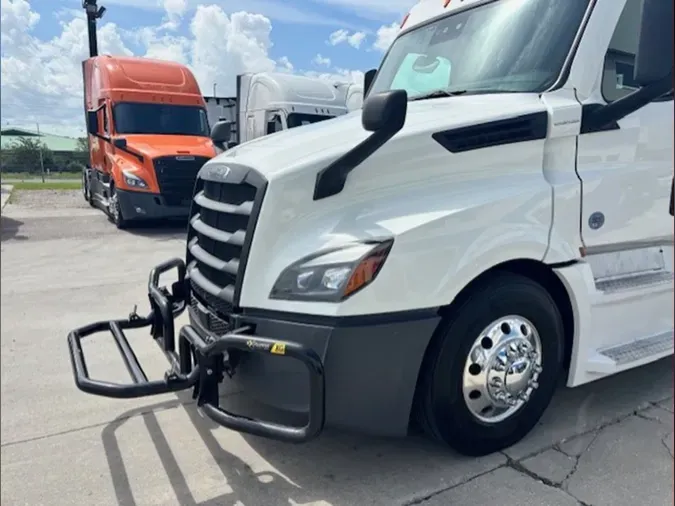 2022 Freightliner PT126SLP