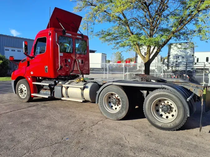 2020 FREIGHTLINER/MERCEDES NEW CASCADIA PX126640c32cbeadd88a7b73856a1e7a4d70d39