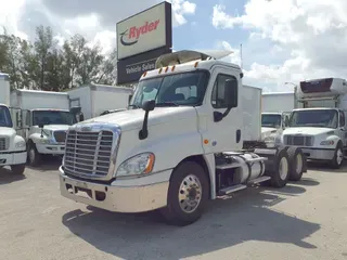 2016 FREIGHTLINER/MERCEDES CASCADIA 125