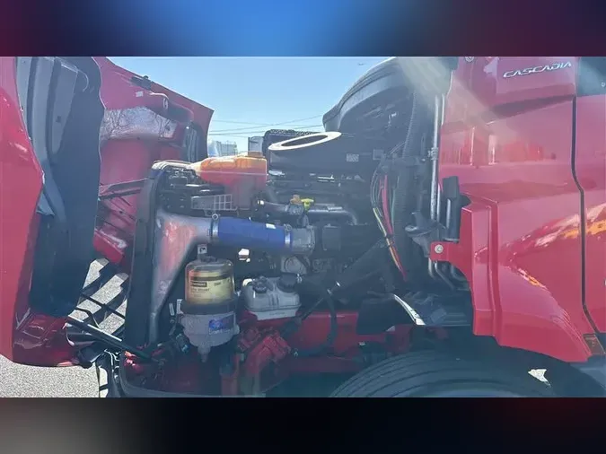 2019 FREIGHTLINER CA116