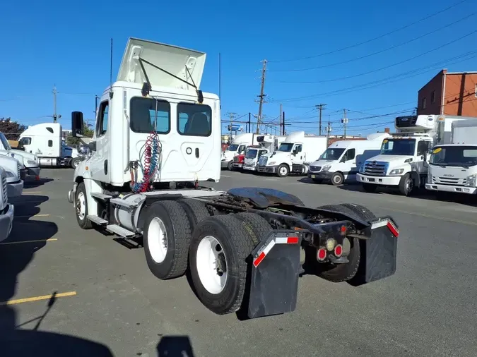 2019 FREIGHTLINER/MERCEDES CASCADIA 1250c3d12fd377db81f36d9287a1d6be9f2
