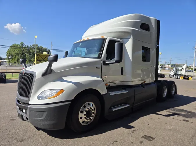 2021 International LT625