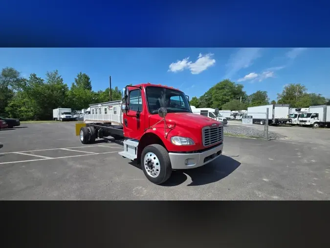 2020 FREIGHTLINER/MERCEDES M2 106