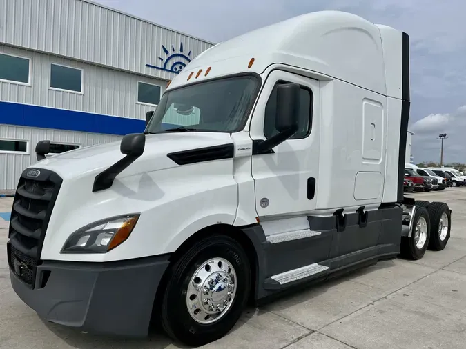 2020 Freightliner Cascadia 1260c4d6c9a9f74f5387980af3b43991358