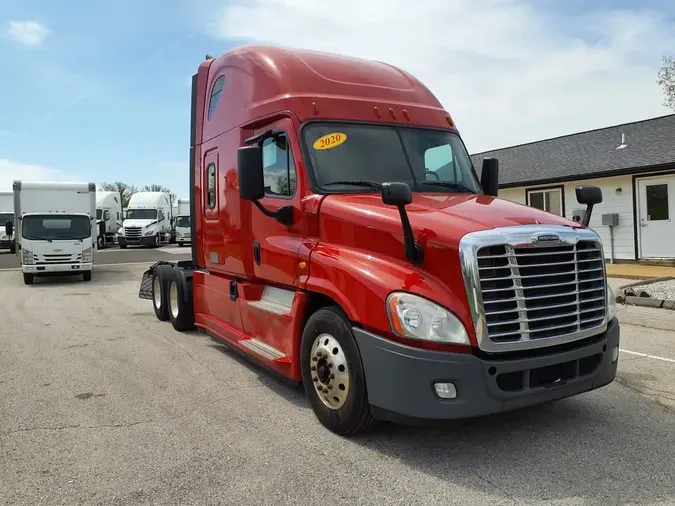 2020 FREIGHTLINER/MERCEDES CASCADIA 125