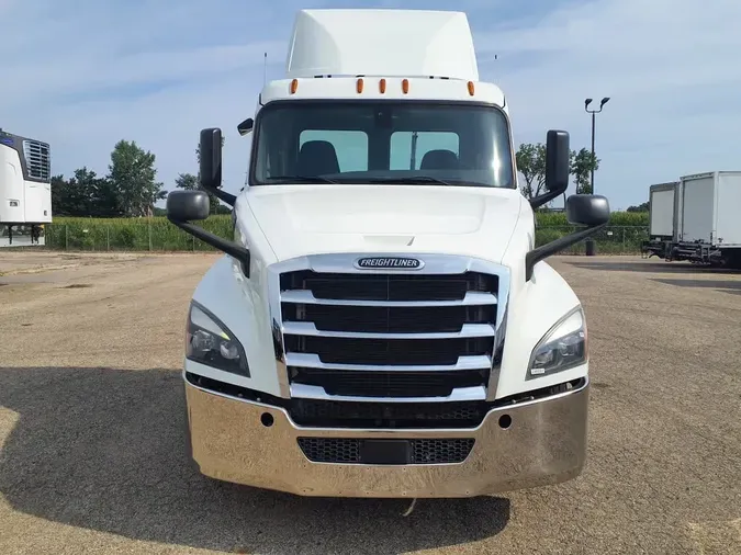 2020 FREIGHTLINER/MERCEDES NEW CASCADIA PX126640c510de819dd6194ba3a48ab25d57ee4