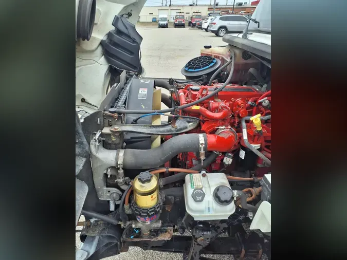 2019 FREIGHTLINER/MERCEDES M2 106