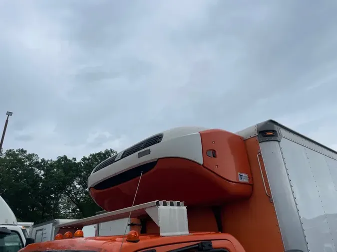 2019 ISUZU NQR