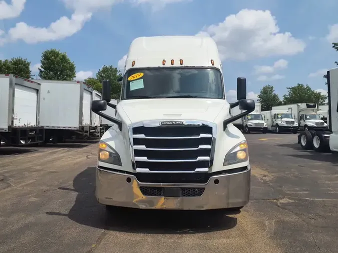 2019 FREIGHTLINER NEW CASCADIA PX12664