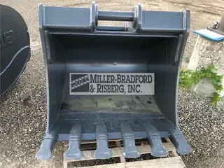 2013 CASE CX210