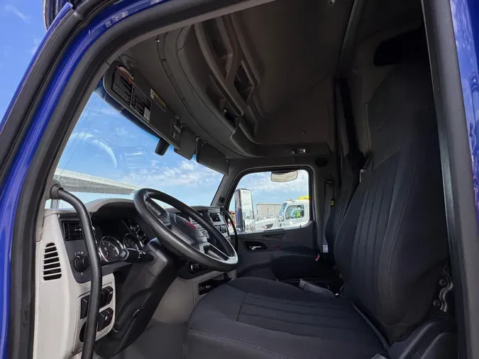 2022 Peterbilt 579