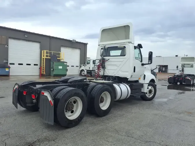 2019 NAVISTAR INTERNATIONAL LT625 DAYCAB T/A