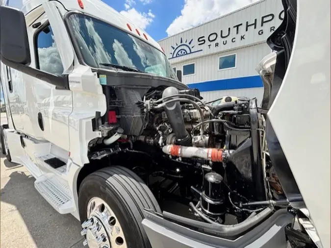 2022 Freightliner PT126SLP