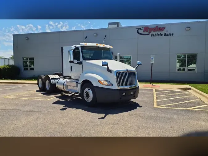 2019 NAVISTAR INTERNATIONAL LT625 DAYCAB T/A0c6e61867c3118a2d52c8afefb96fc7d