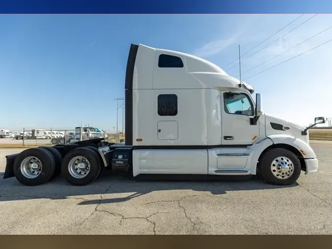 2022 PETERBILT 579