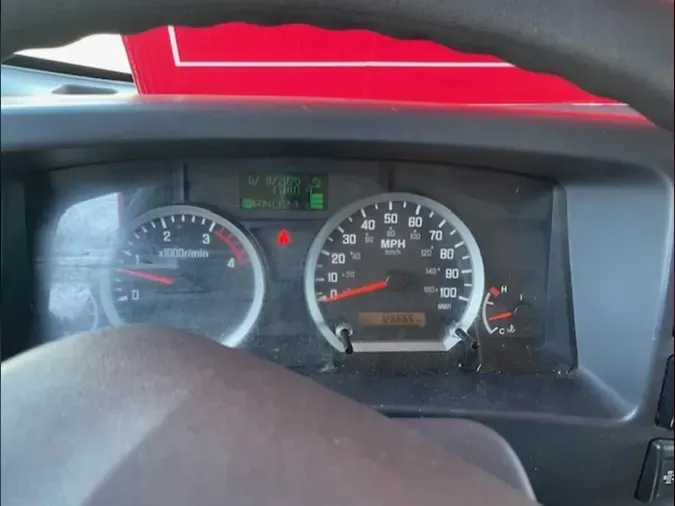 2019 ISUZU NQR