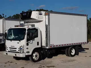 2017 Isuzu NRR