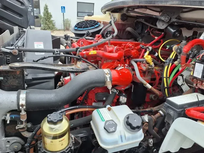 2019 FREIGHTLINER/MERCEDES M2 106