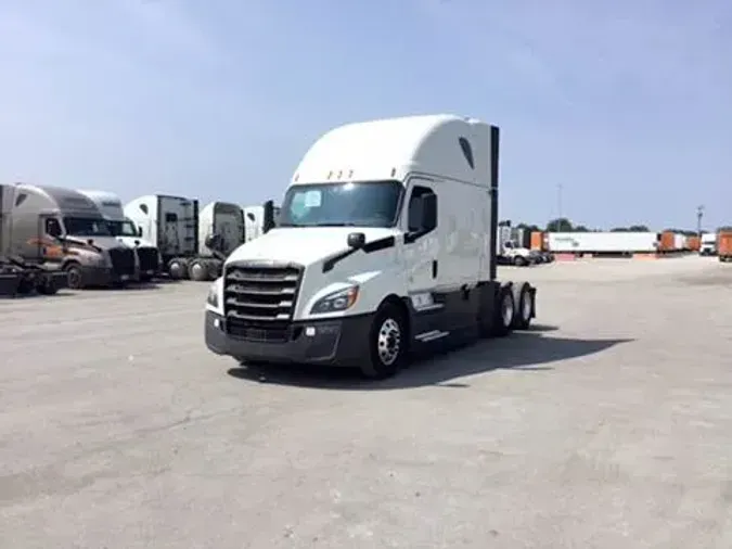 2020 Freightliner Cascadia