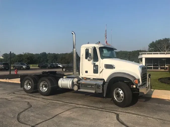 2026 MACK GRF64T