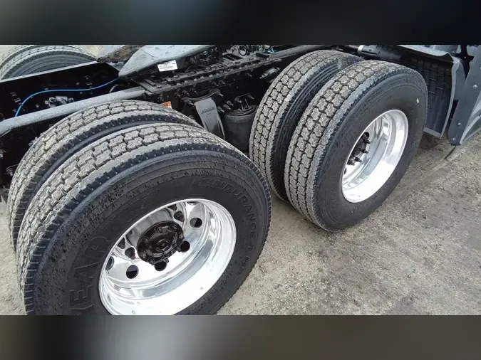 2024 Freightliner Cascadia 1260c88edae3bdcc9b091ef5e897beb3a0d