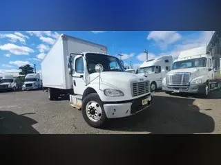 2017 FREIGHTLINER/MERCEDES M2 106