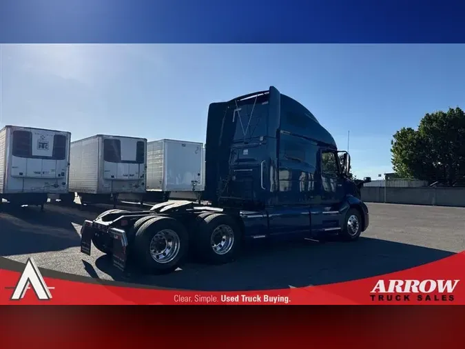 2023 VOLVO VNL760