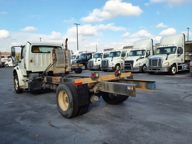 2016 FREIGHTLINER/MERCEDES M2 106