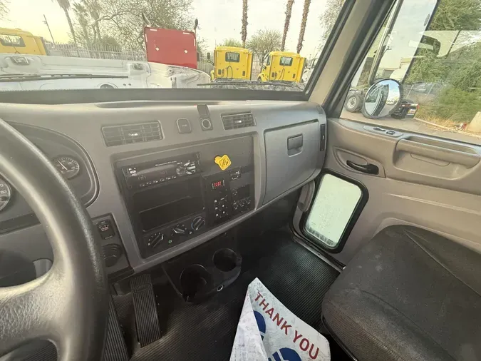 2019 Peterbilt 337