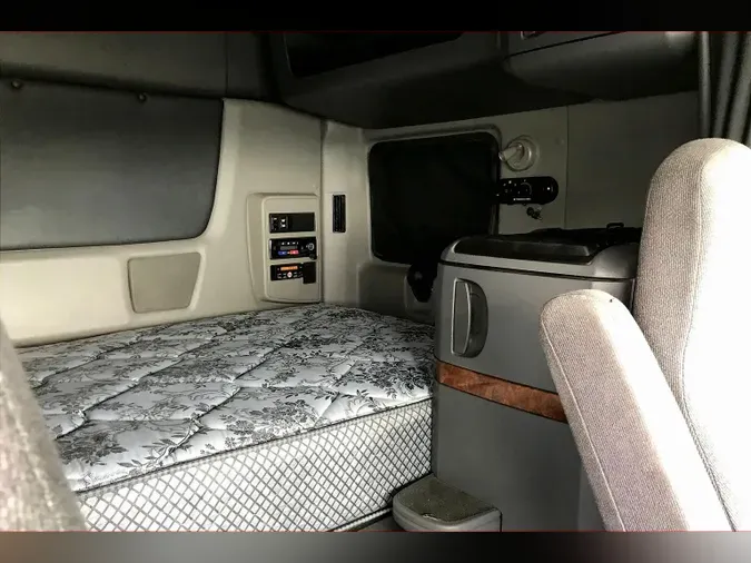 2020 INT LT625 6x4