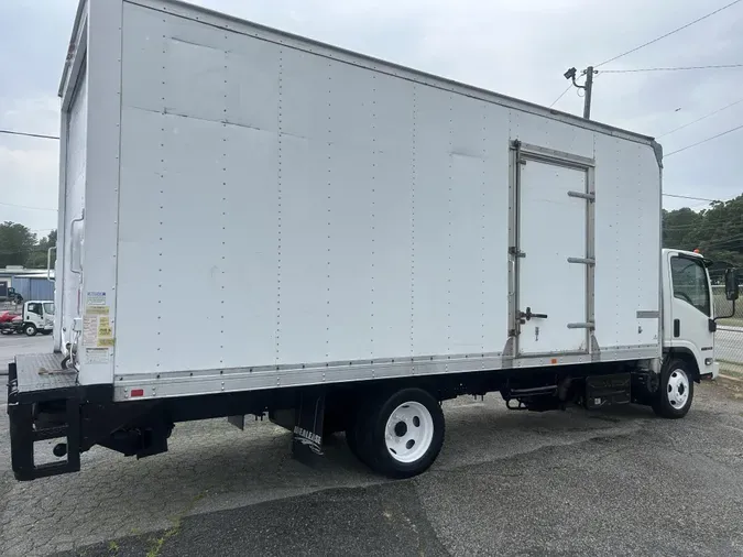 2017 Isuzu NRR