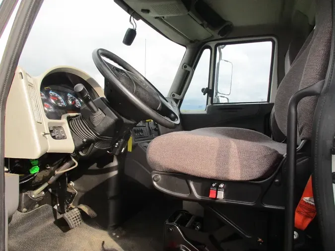 2019 INTERNATIONAL 4300