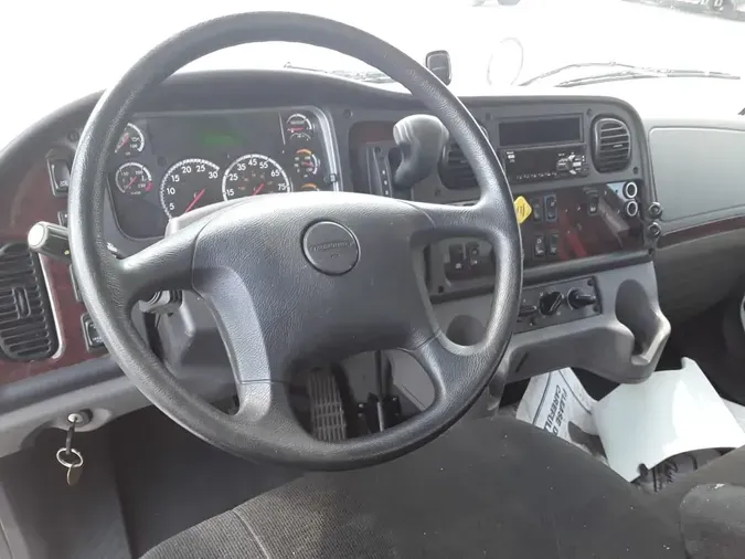2021 FREIGHTLINER/MERCEDES M2 106