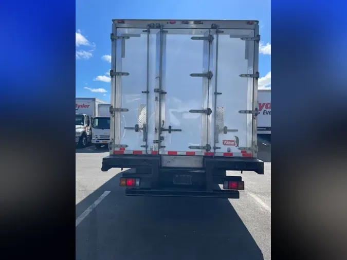 2019 ISUZU NQR