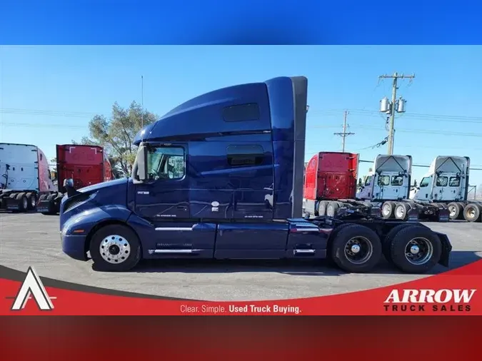 2021 VOLVO VNL760