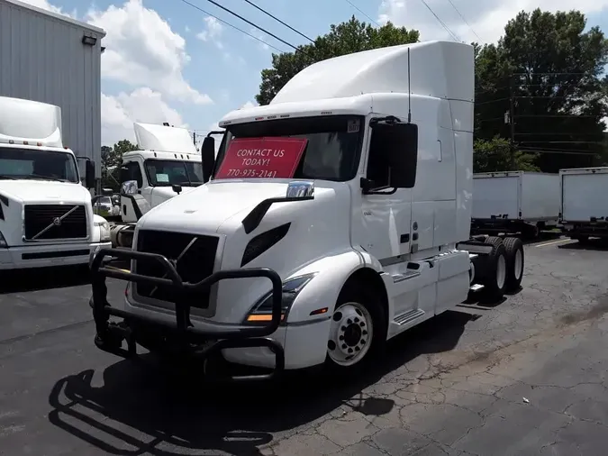 2020 VOLVO VNR64T-640