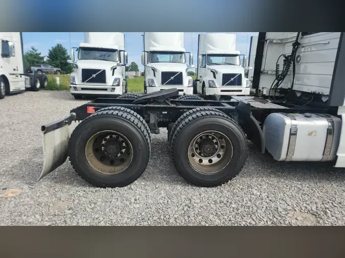 2019 Volvo VNL300