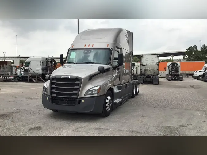 2024 Freightliner Cascadia 126